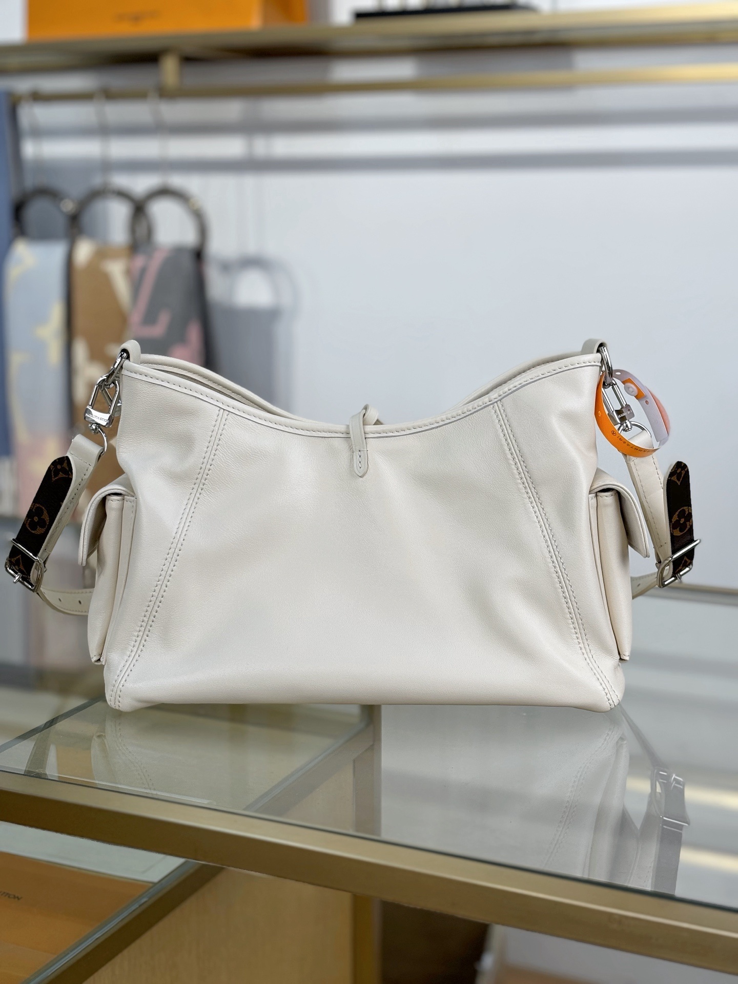 LV CARRYALL CARGO 33.5*23*15CM