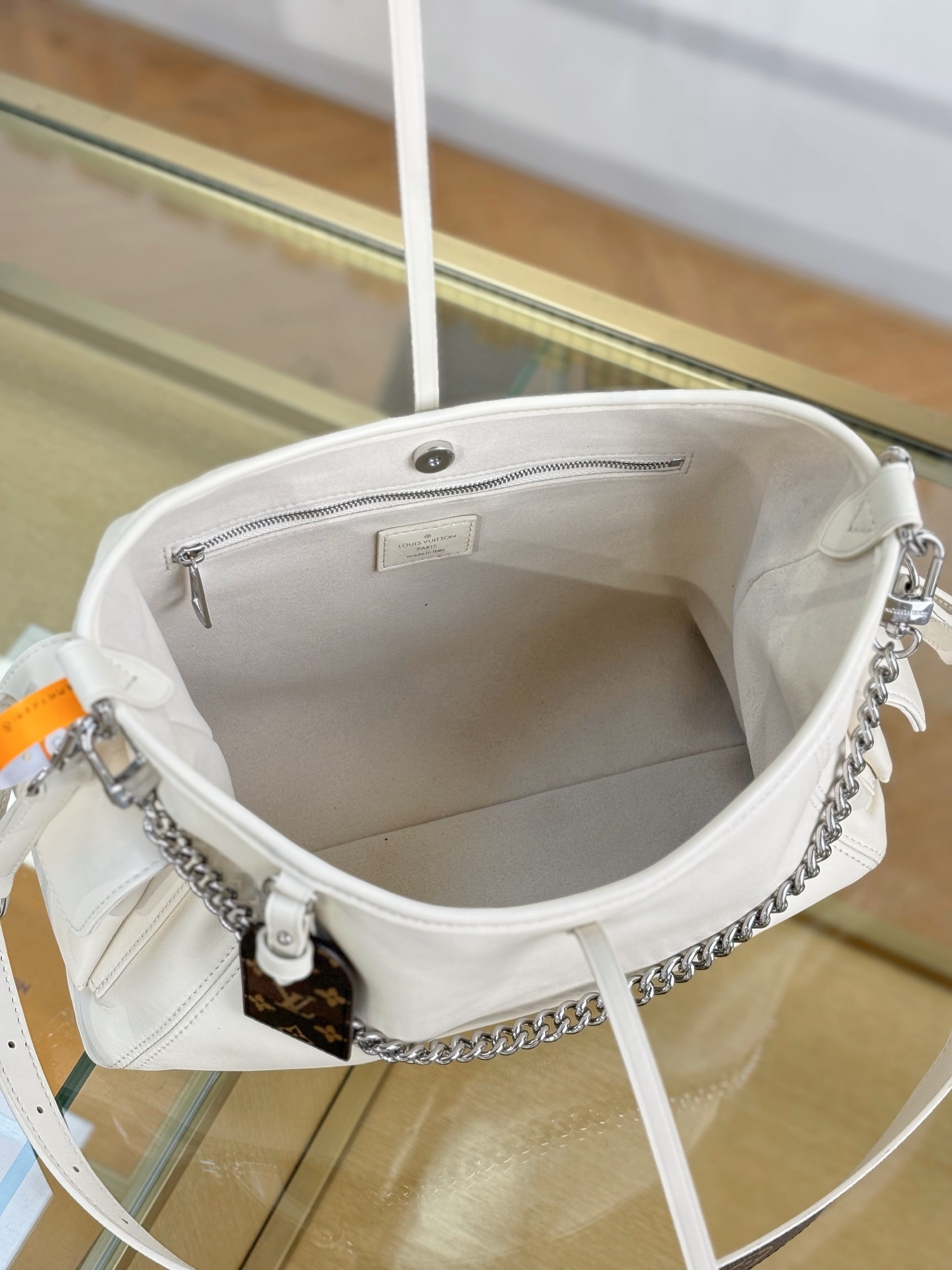 LV CARRYALL CARGO 33.5*23*15CM