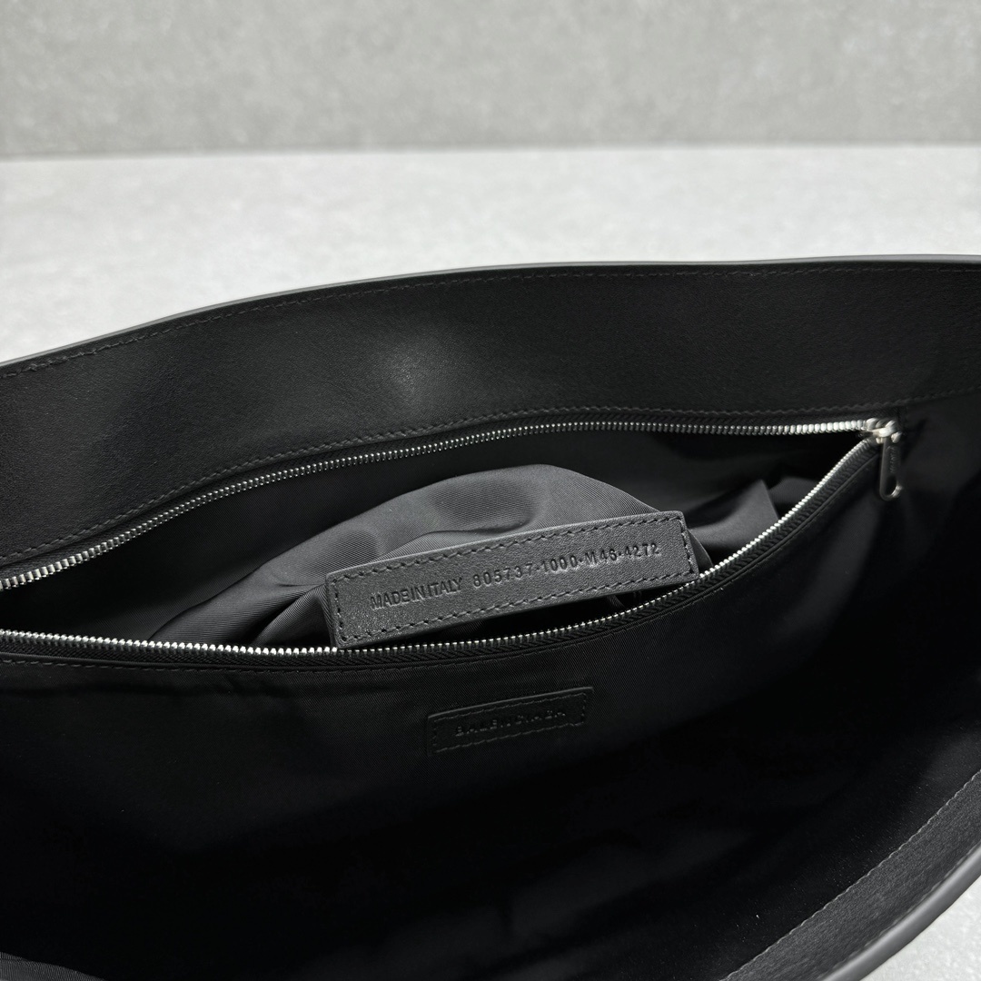 Balenciaga Grungy bag 42*27*9CM