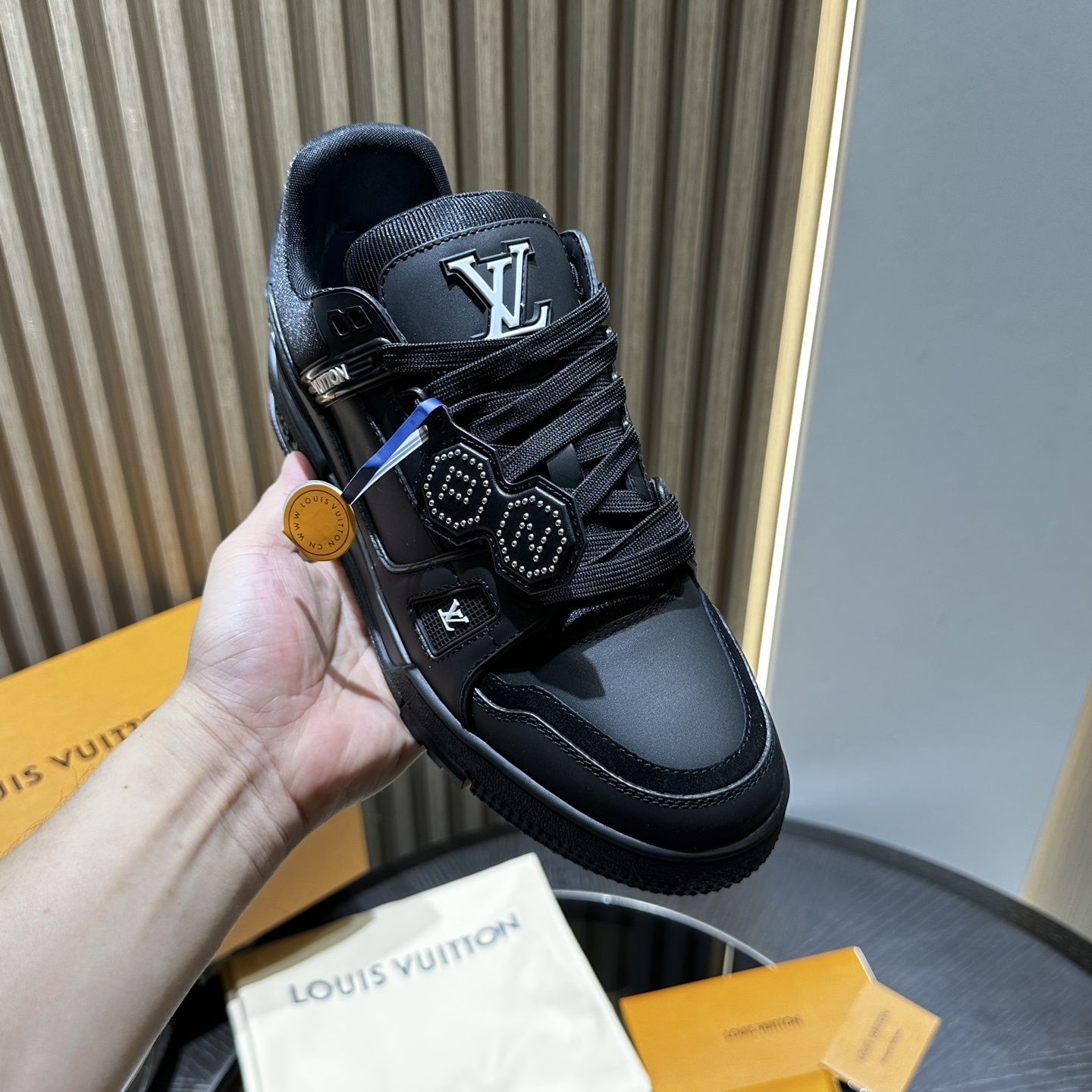 Louis Vuitton trainer black LV
