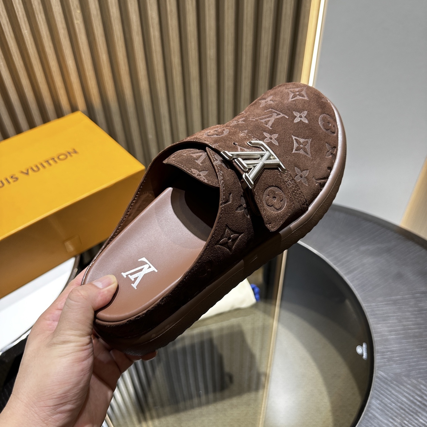 LV Easy sandals slides 01