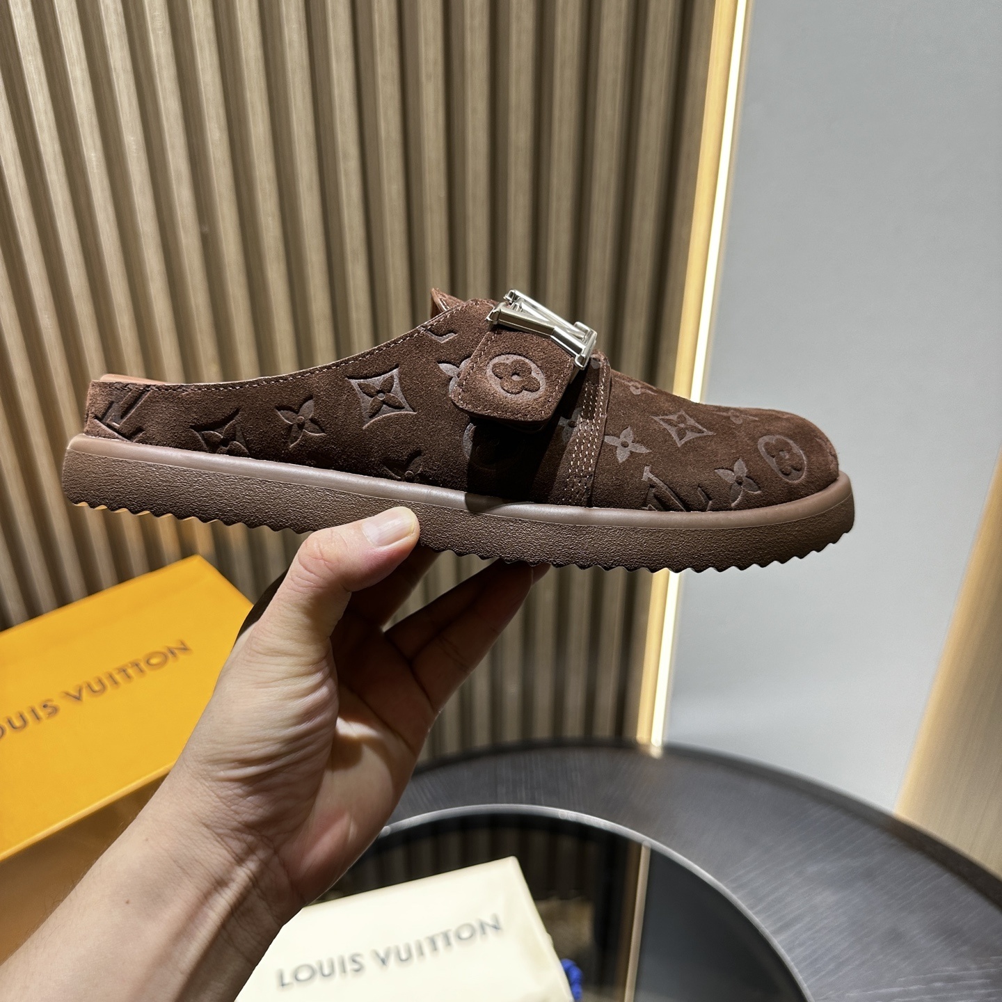 LV Easy sandals slides 01