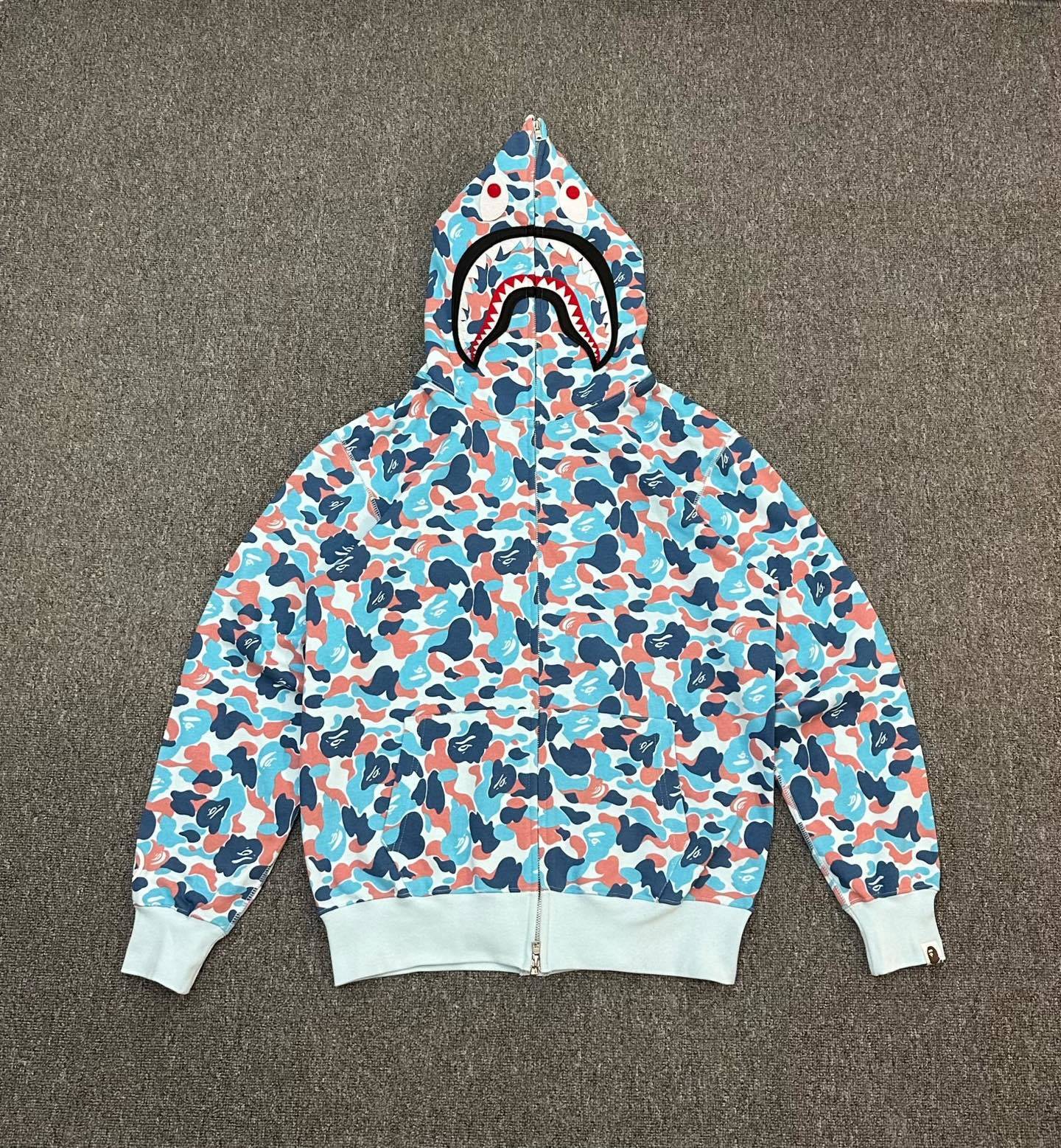Bape Hoodie 08