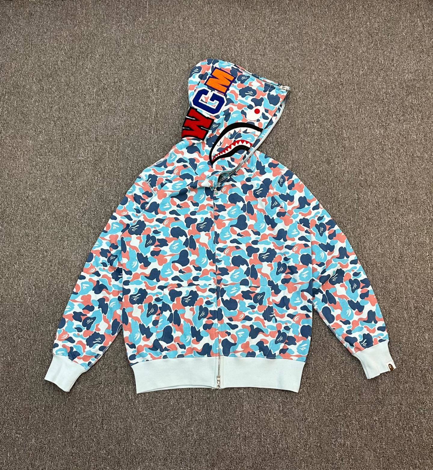 Bape Hoodie 08