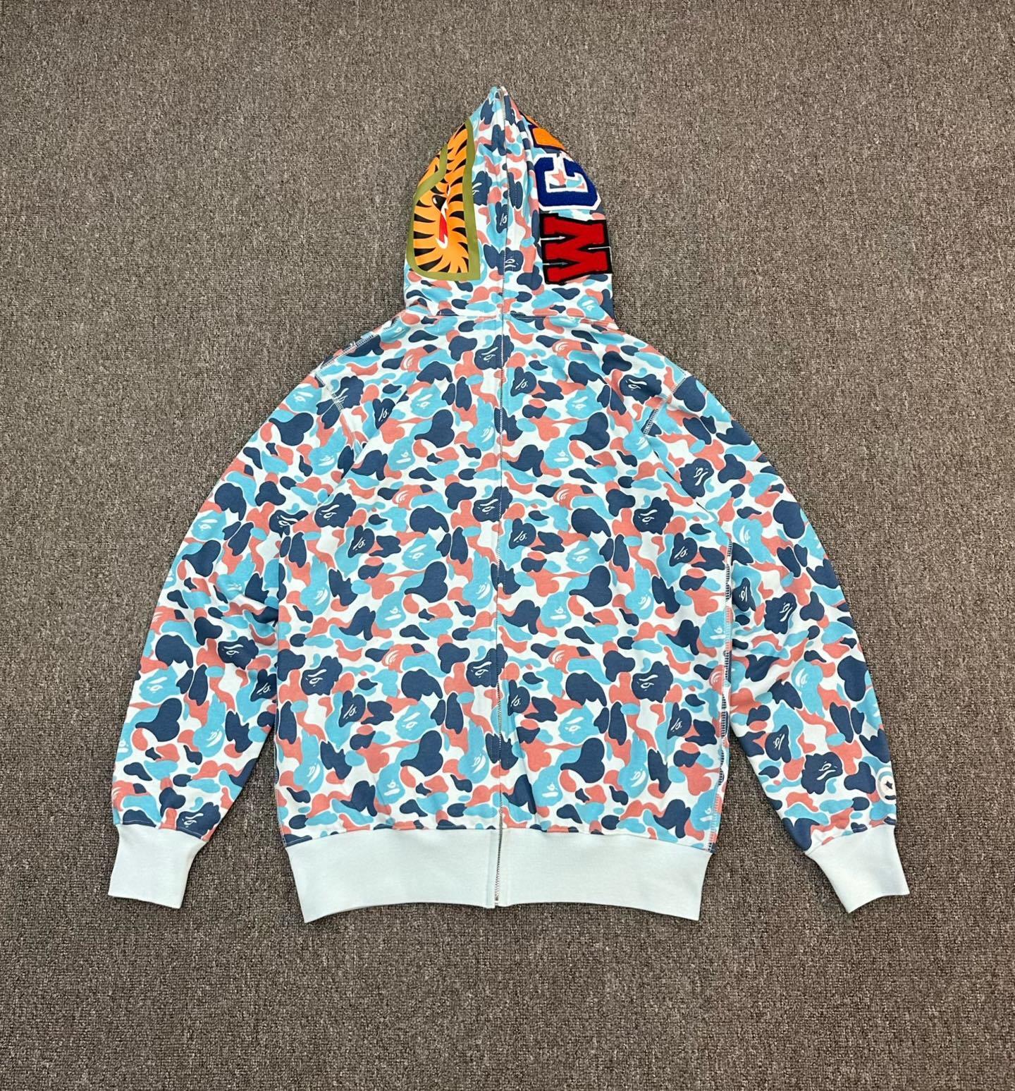 Bape Hoodie 08
