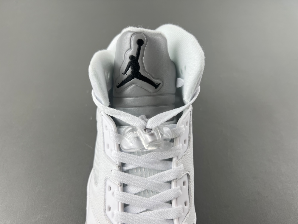Air Jordan 5 White Metallic (2026) HQ7978-103