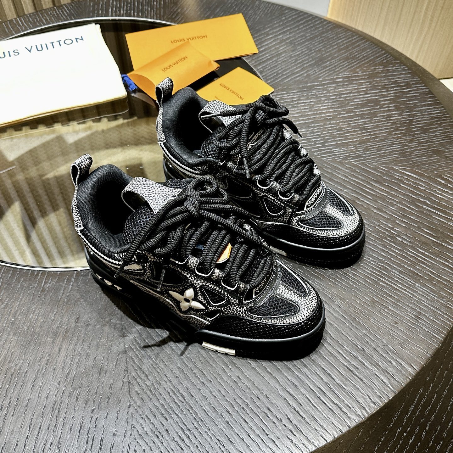 Louis Vuitton LV Skate black sneaker 05
