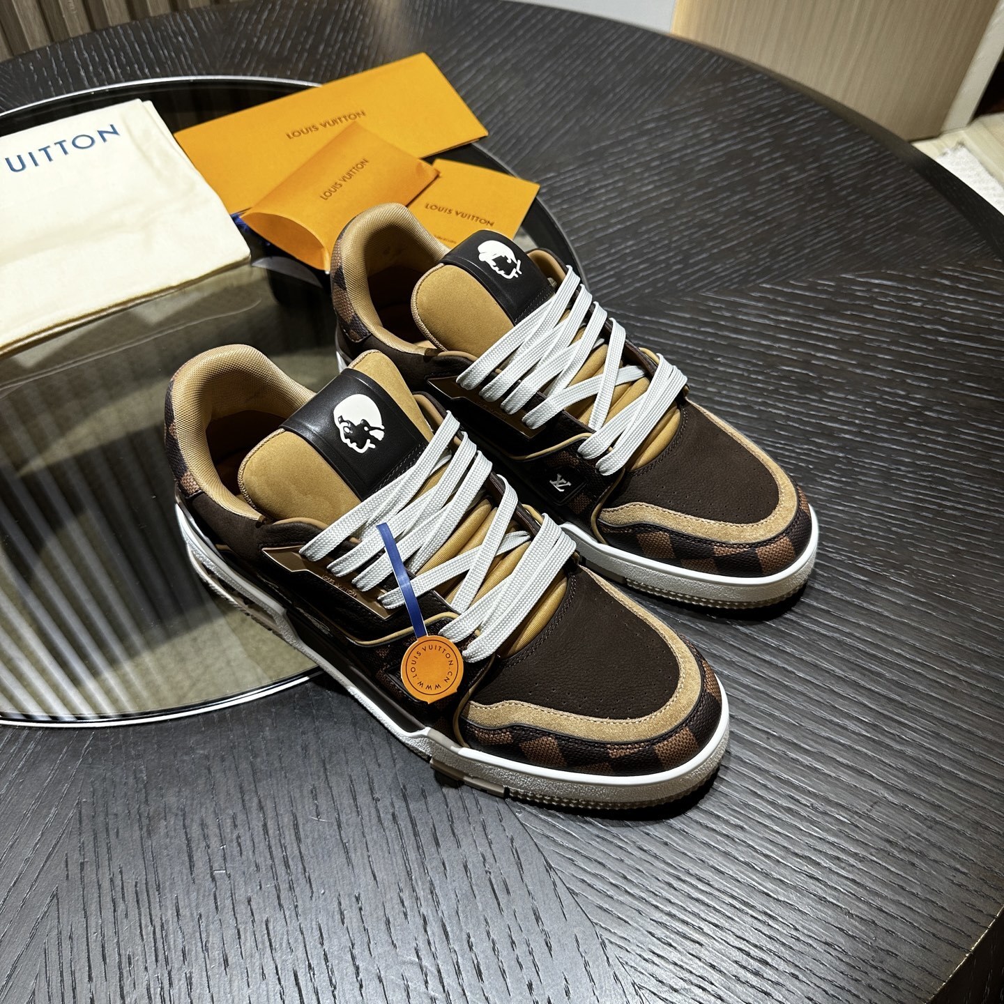 Louis Vuitton LV trainer sneaker 05