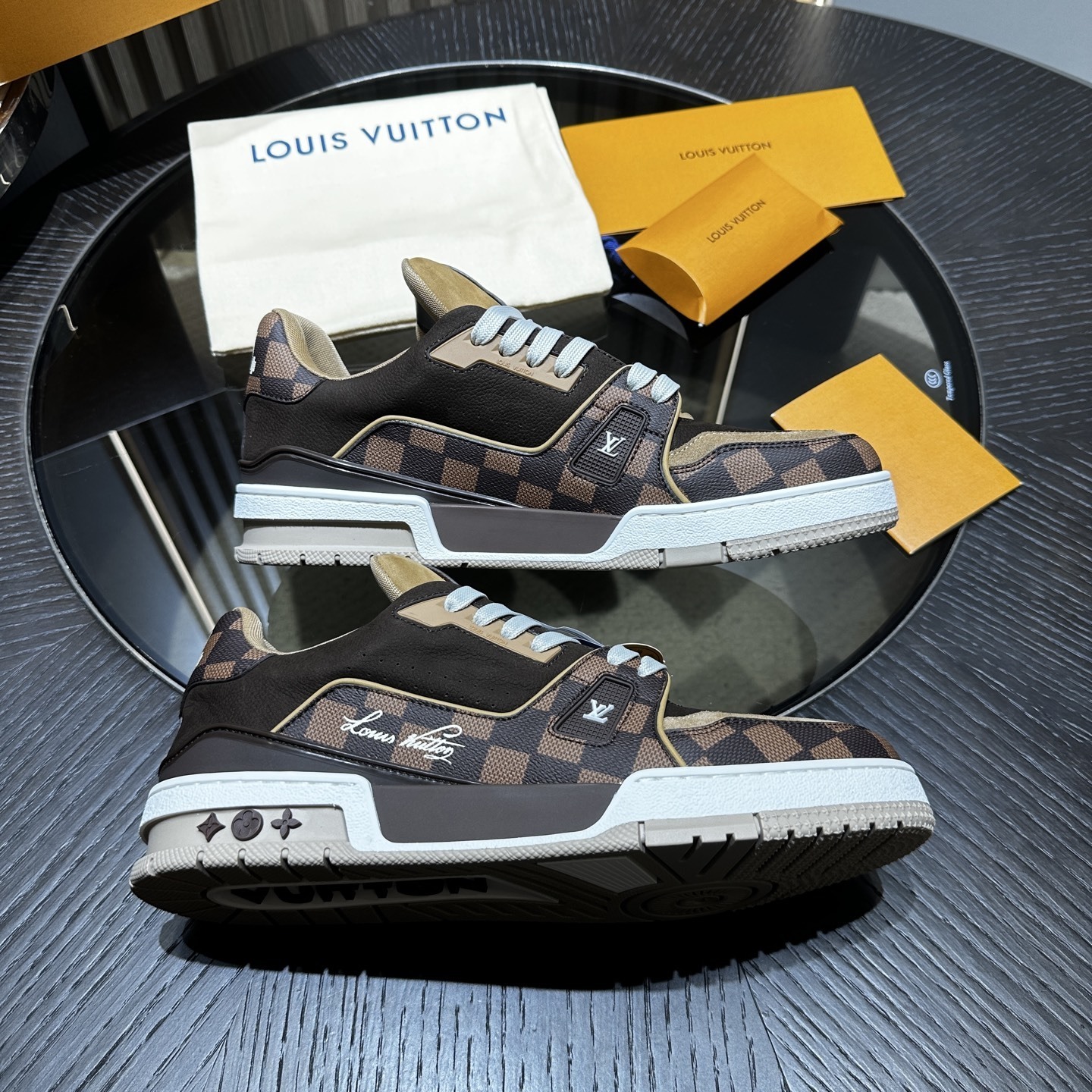 Louis Vuitton LV trainer sneaker 05