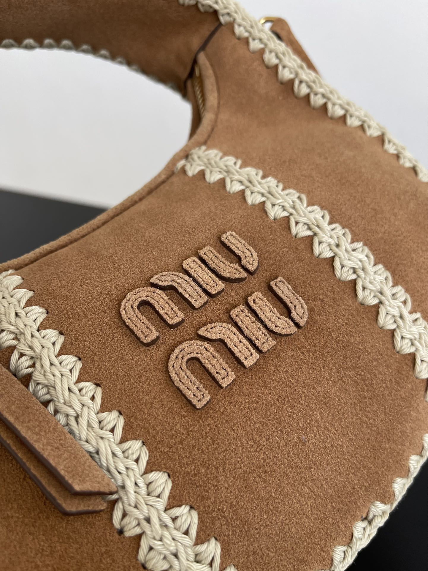 Miumiu toe bag 17*20*6CM