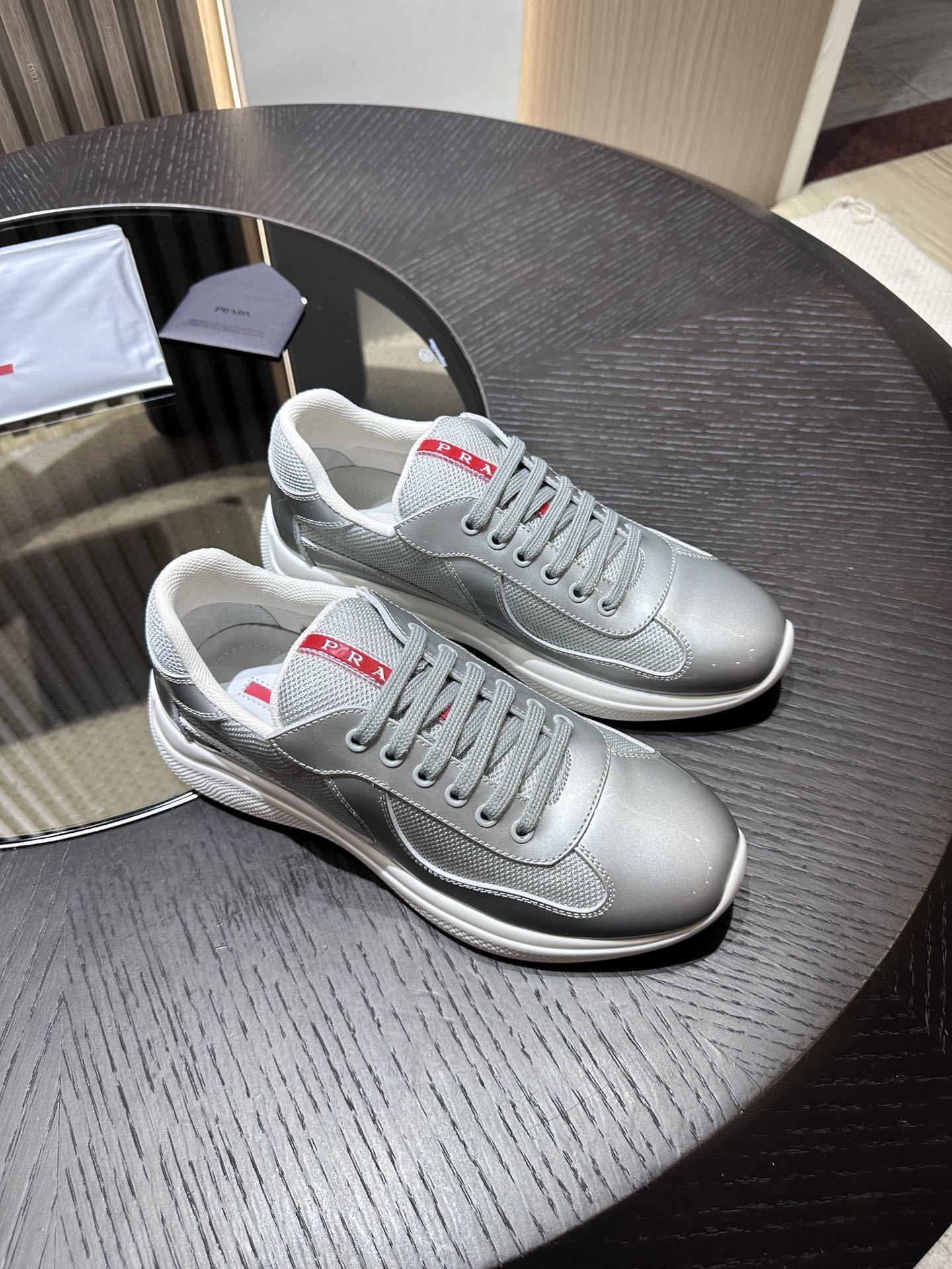 Prada America's Cup grey 06
