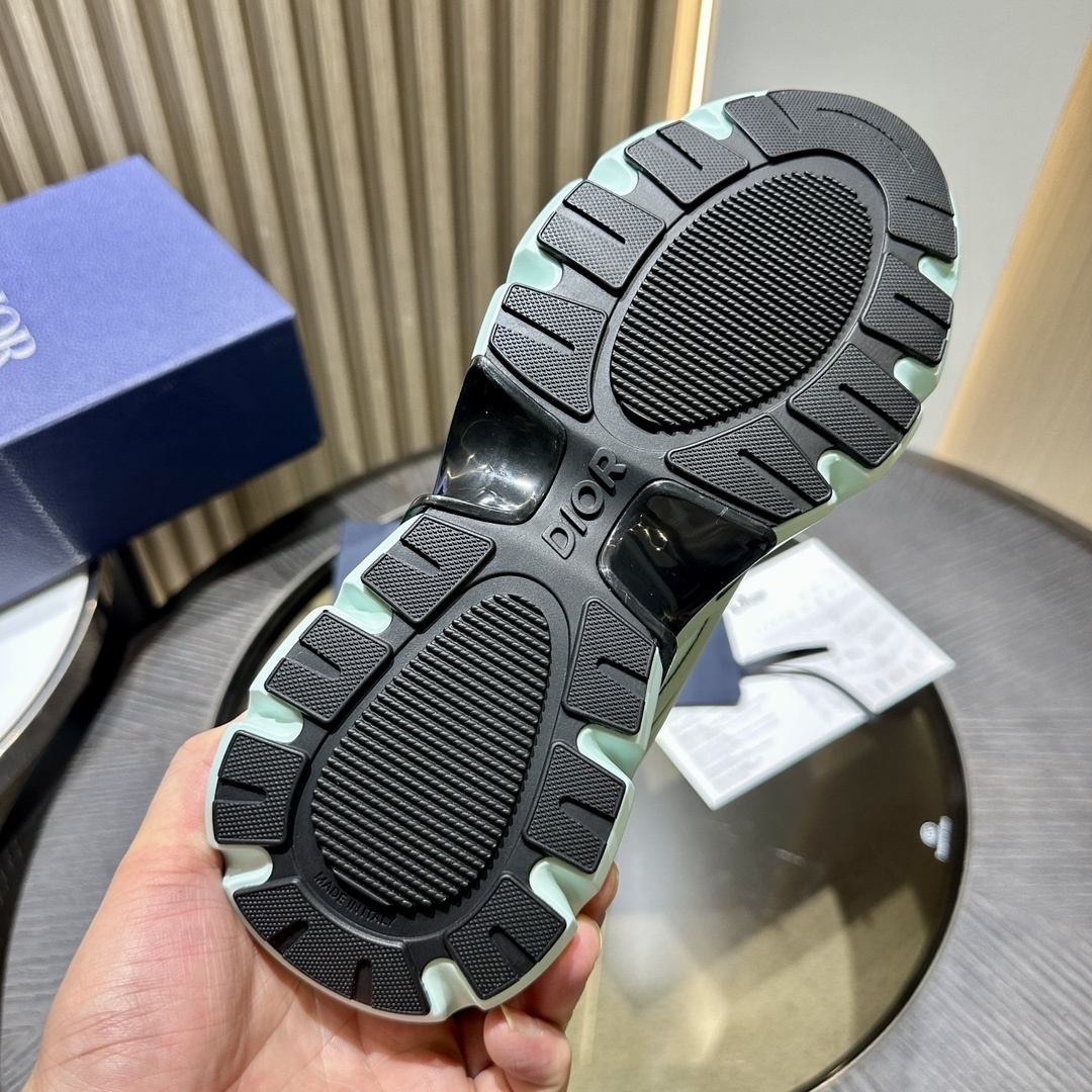 Dioor B44 green sneaker 04