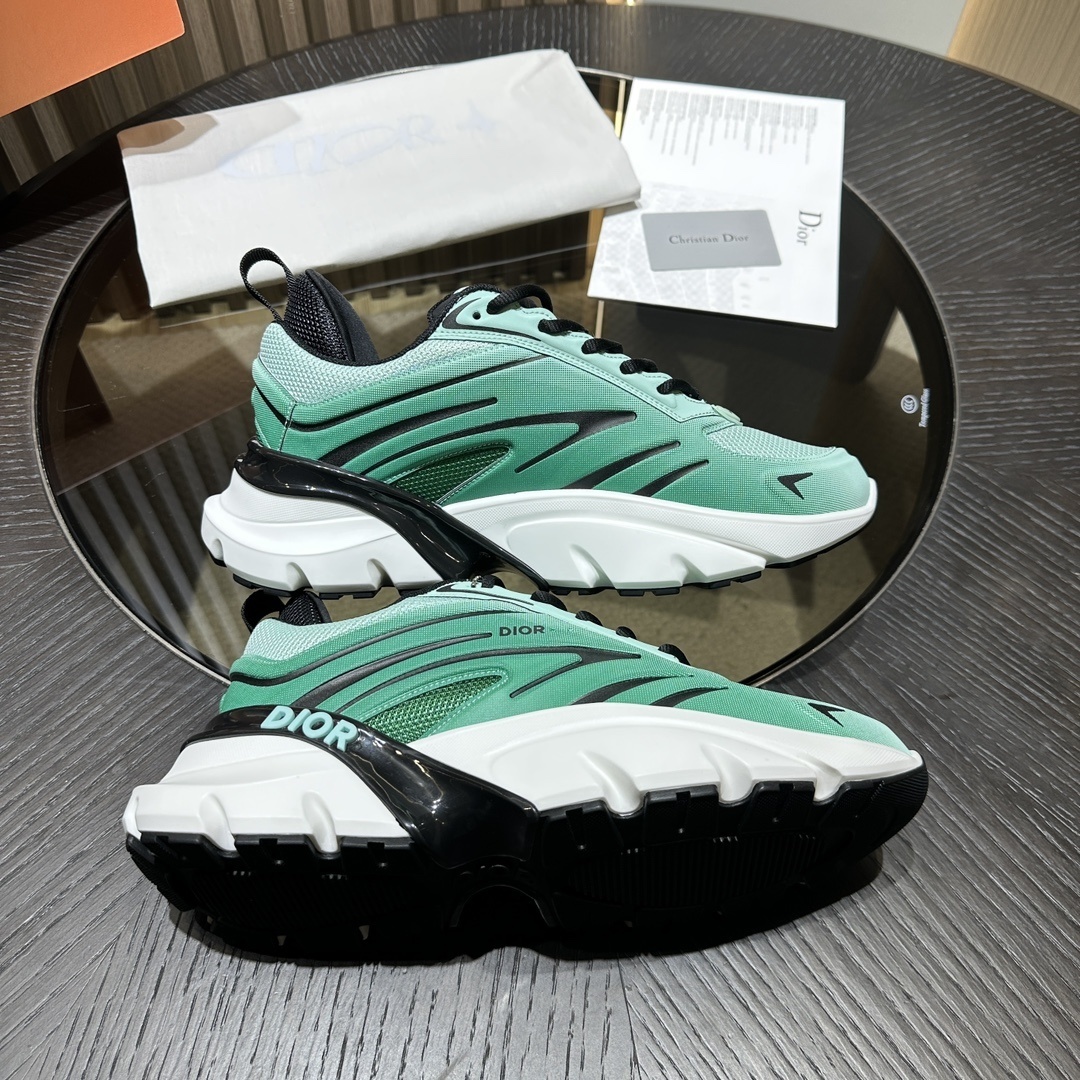 Dioor B44 green sneaker 09