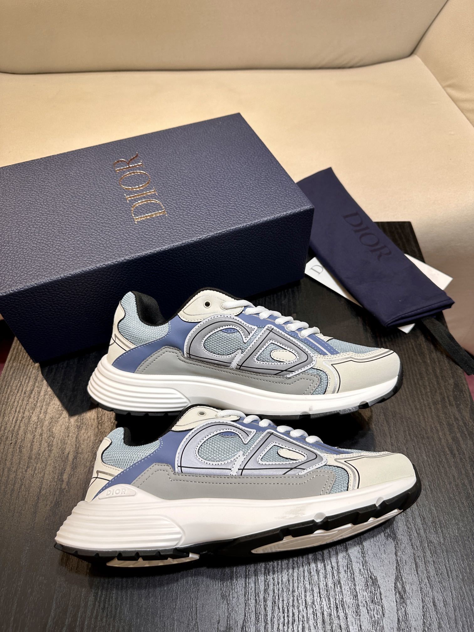 Dior B30 sneaker 02