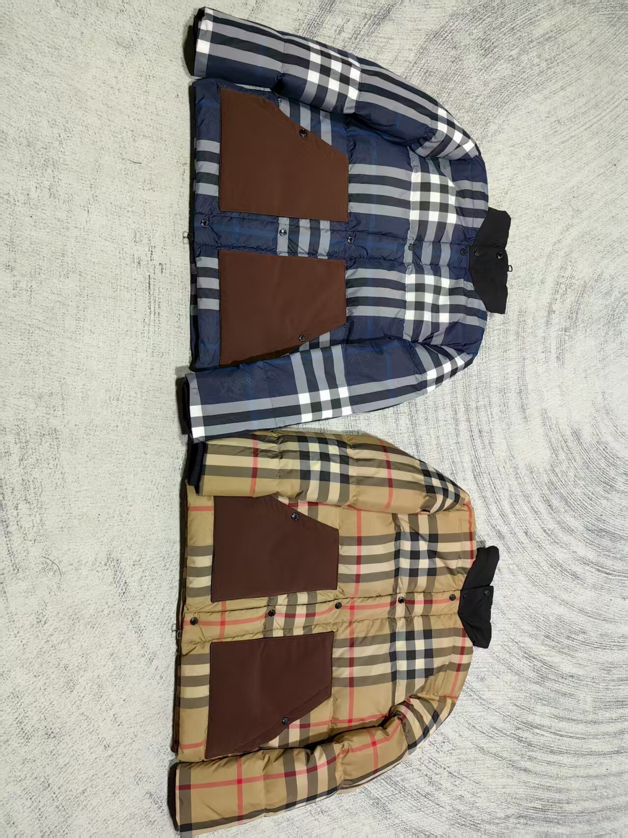 burberry Classic check contrast color large pocket down jacket