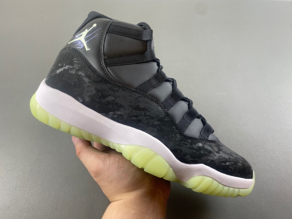 Air Jordan 11 “Sneaker School” Halloween Glow-in-the-Dark IB1378-001