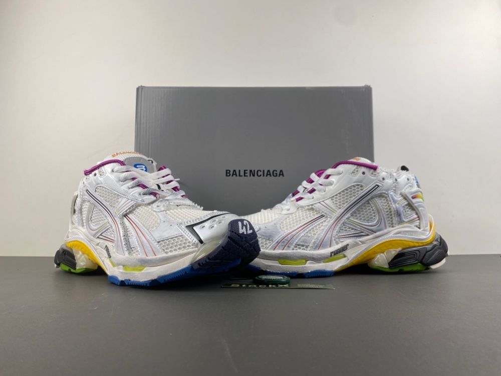 Balenciaga Runner 772774 WRUNG 9800
