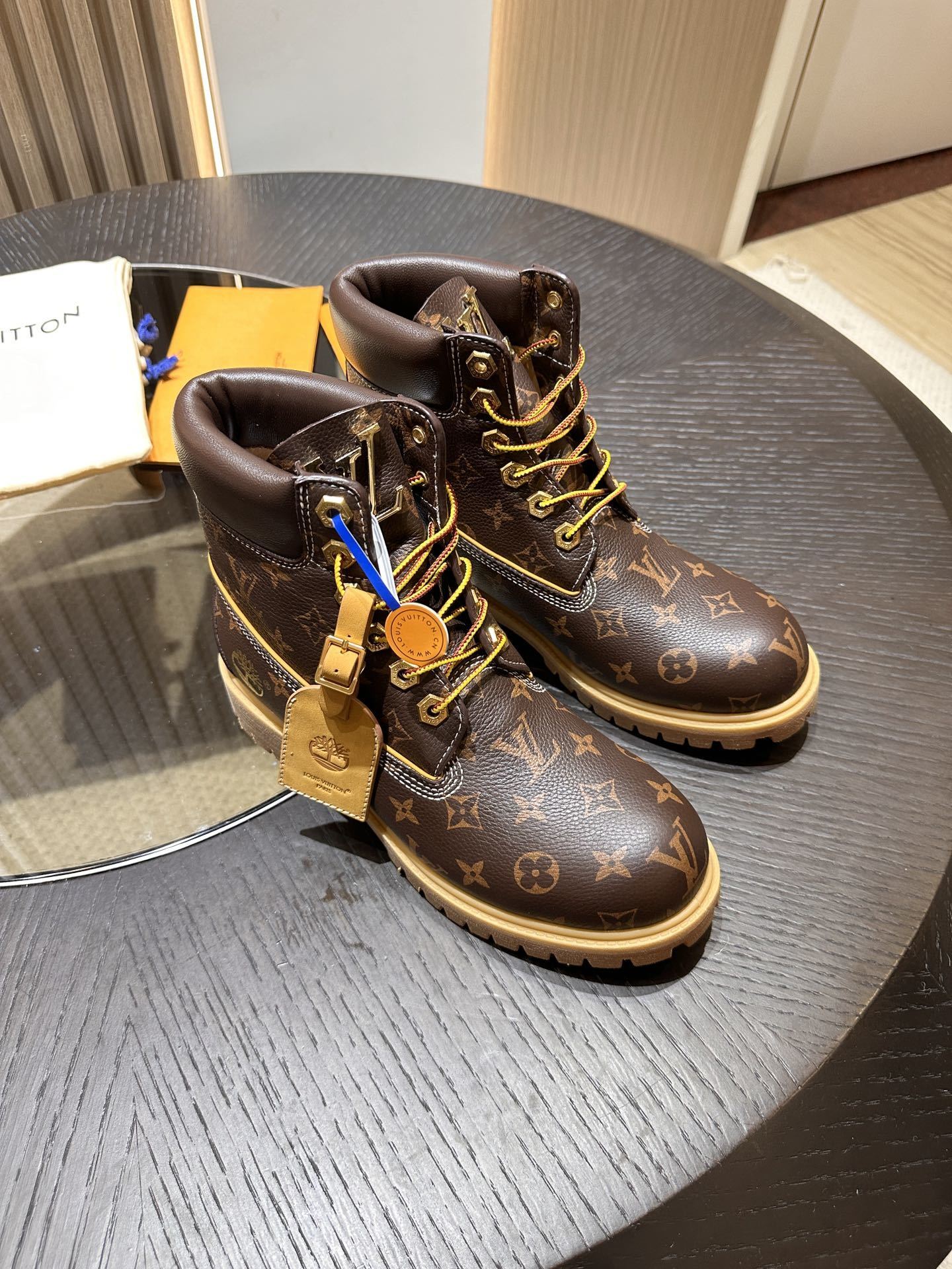 LV boots 16