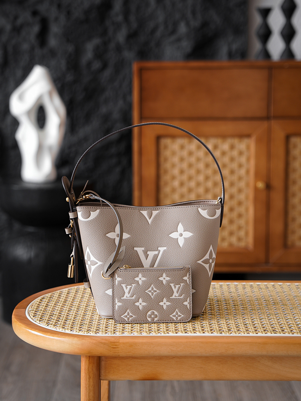 LV ALL IN BB Monogram bag 18*12*16cm