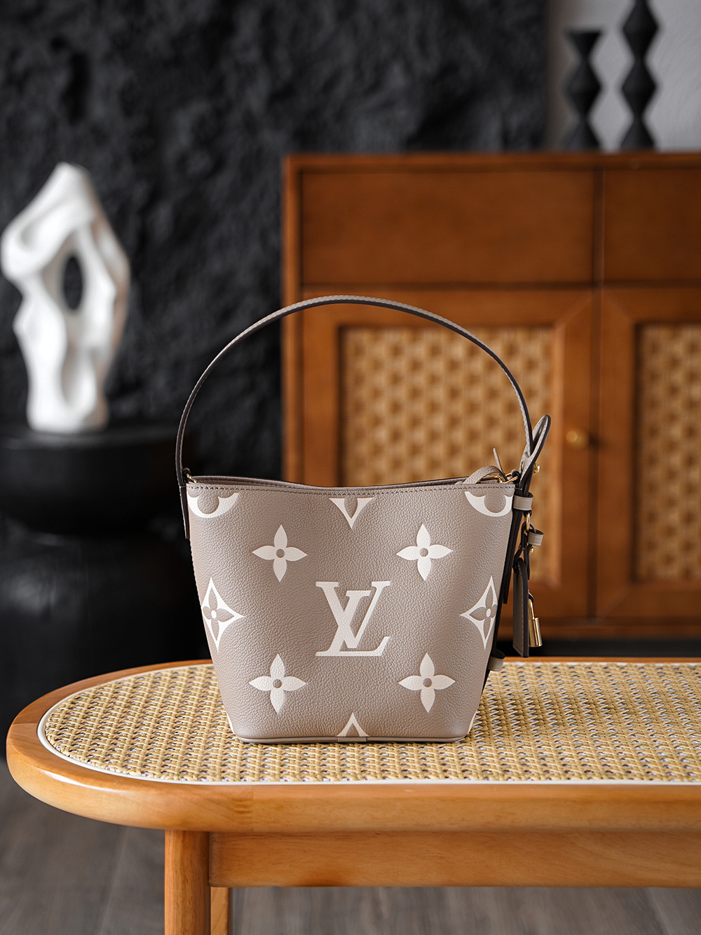 LV ALL IN BB Monogram bag 18*12*16cm